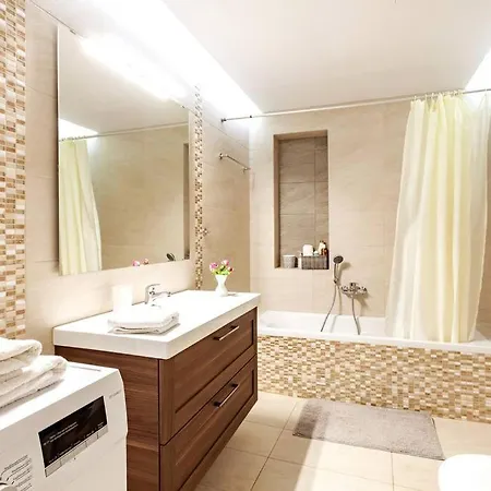 Nafplio, Hill With An Amazing View Ναύπλιο