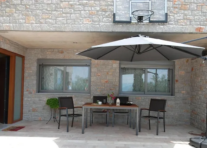 Nafplio, Hill With An Amazing View 아파트